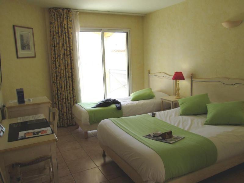 Hotel Ariane Istres Eksteriør billede