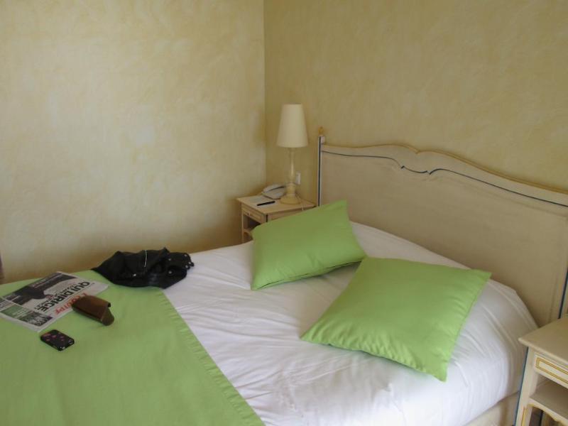 Hotel Ariane Istres Eksteriør billede