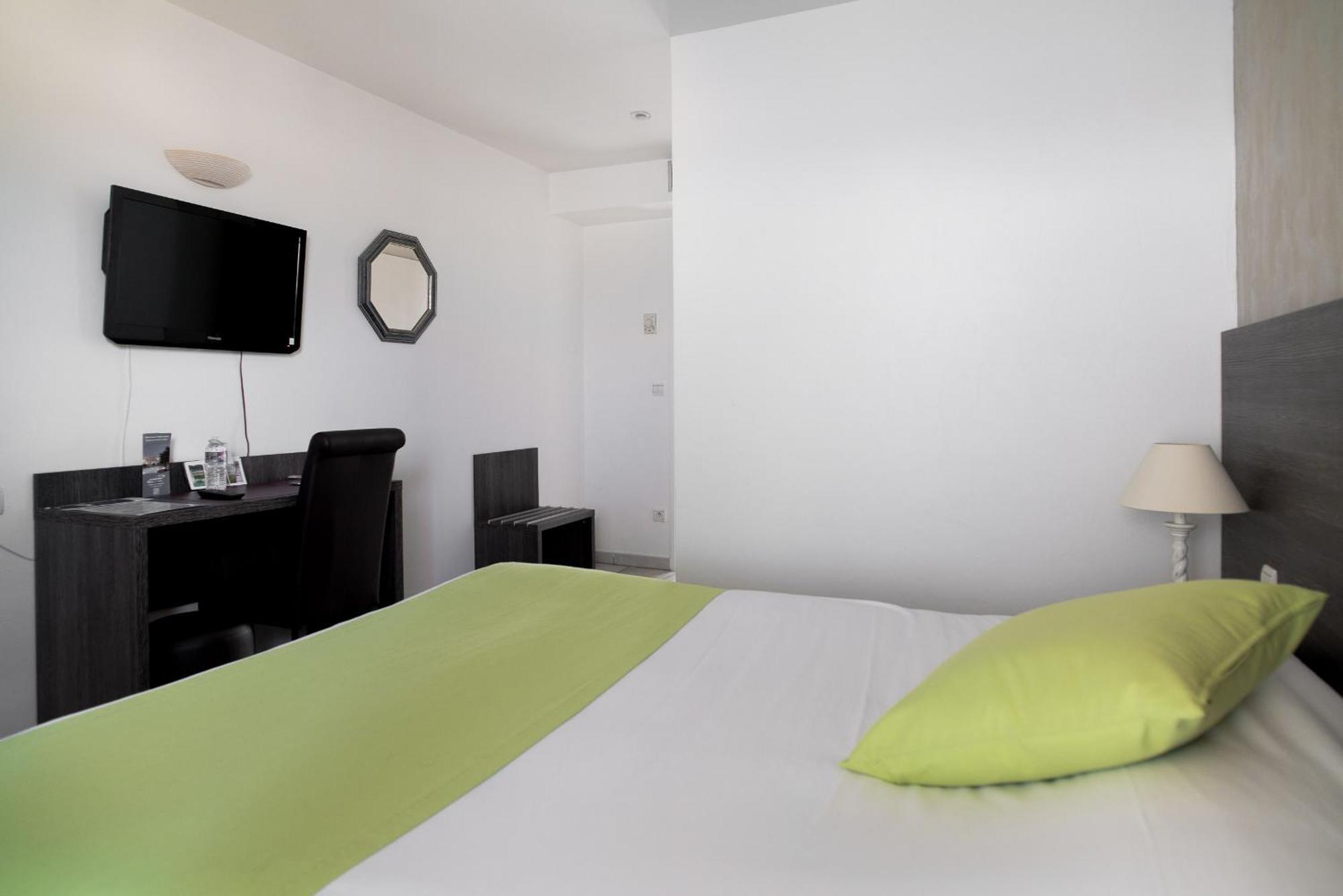 Hotel Ariane Istres Eksteriør billede