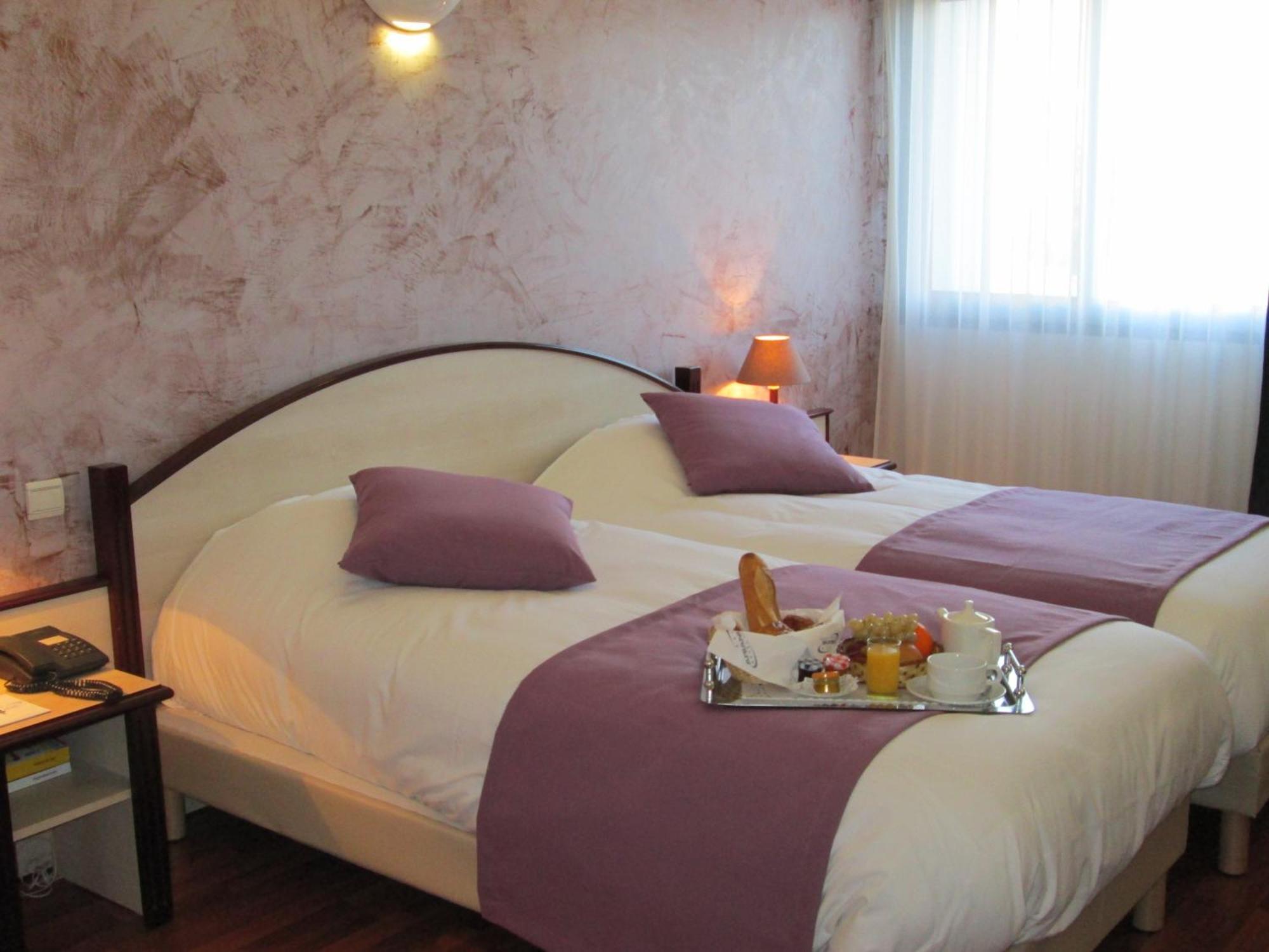 Hotel Ariane Istres Eksteriør billede