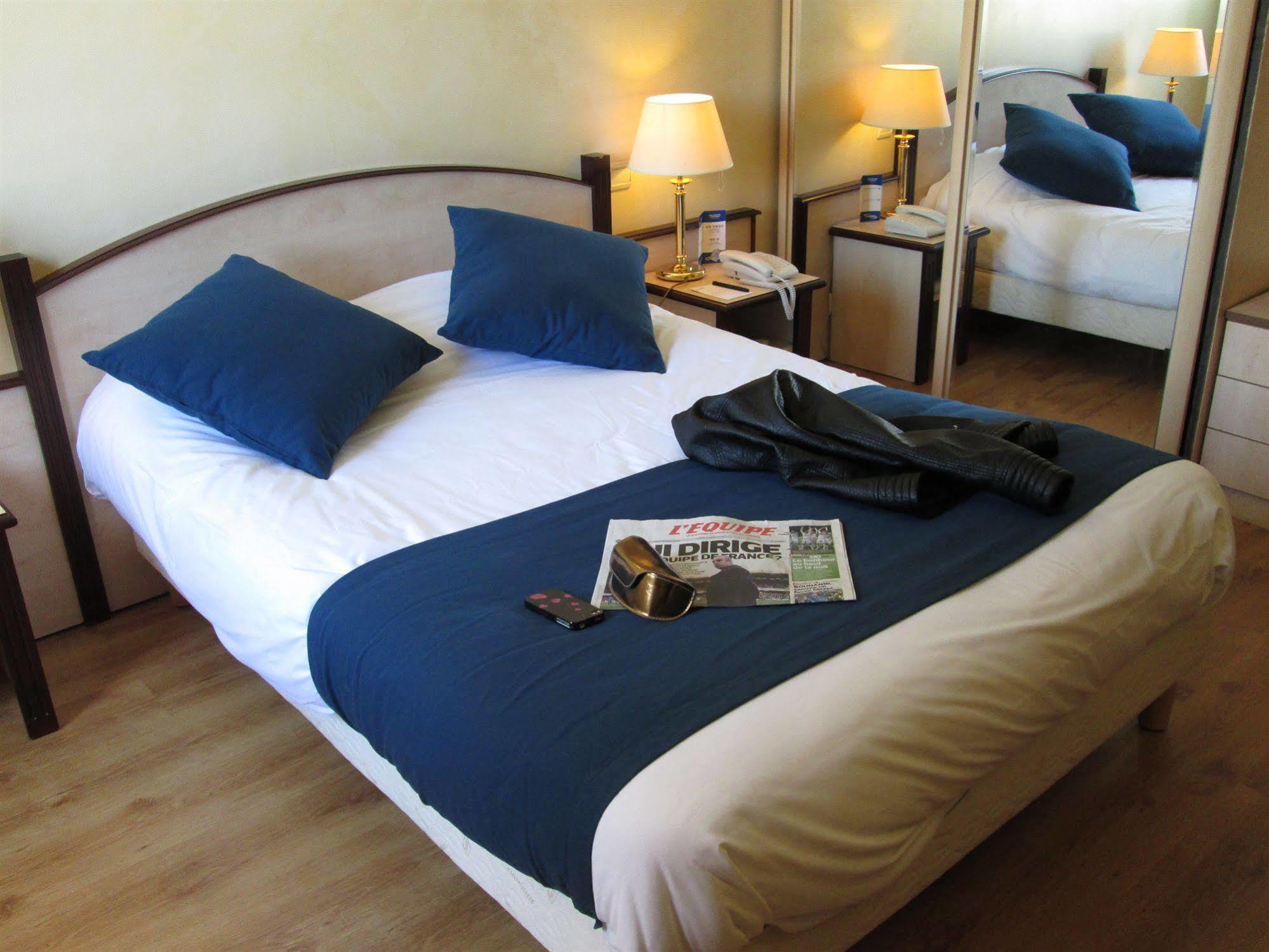 Hotel Ariane Istres Eksteriør billede
