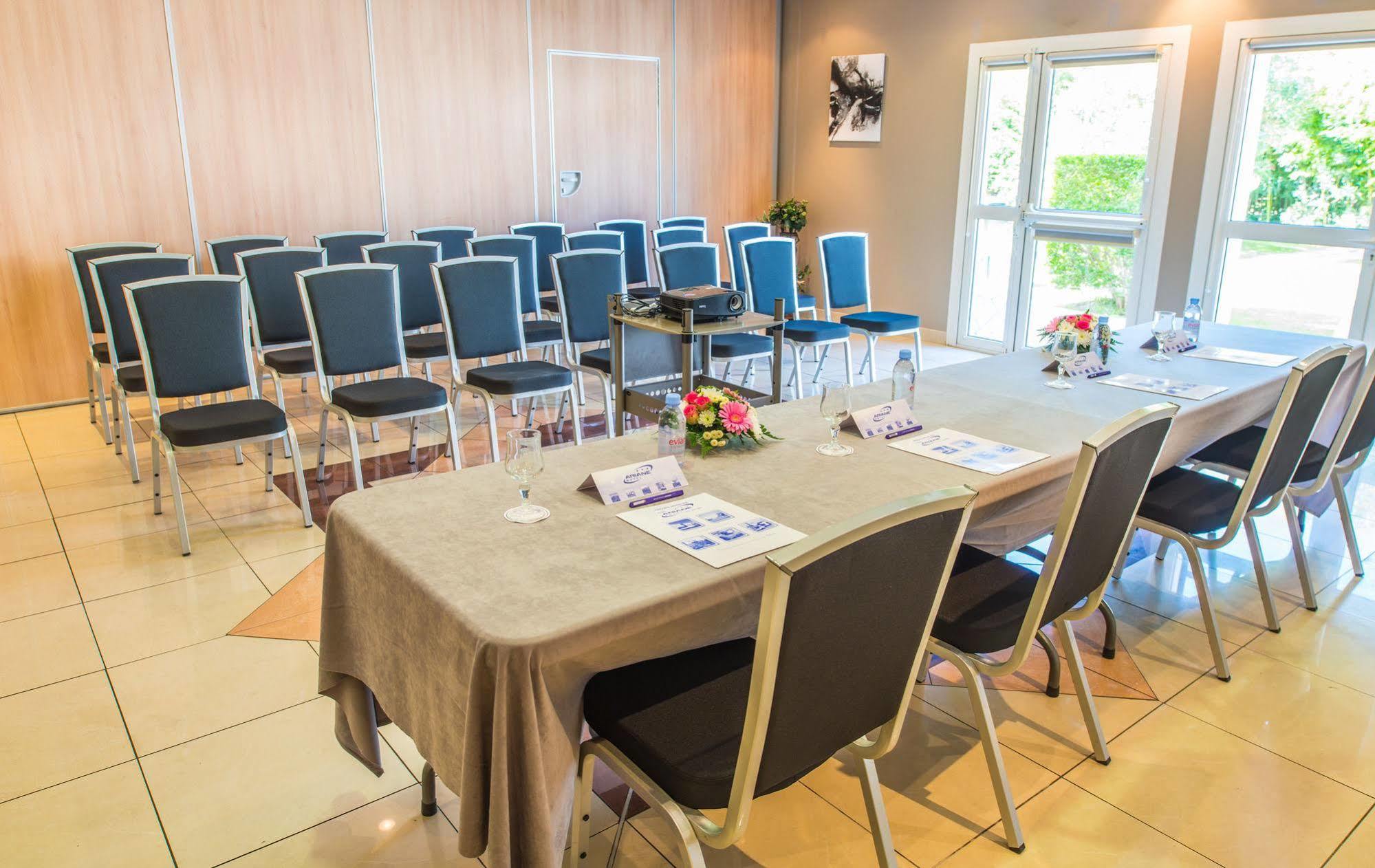 Hotel Ariane Istres Eksteriør billede